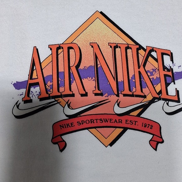 Used Men's Nike DNA Air White T Shirt with Big Logo in the Back Size Large - Picture 2 of 7
